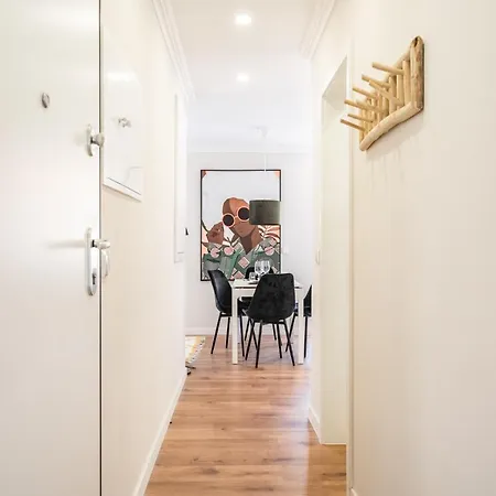 Akicity Santos Shine Apartament Lizbona