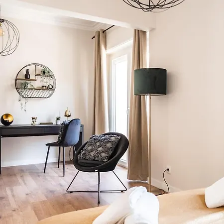 Apartment Akicity Santos Shine *