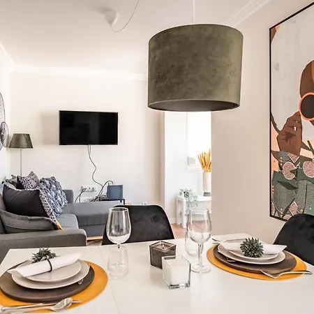 Apartment Akicity Santos Shine *