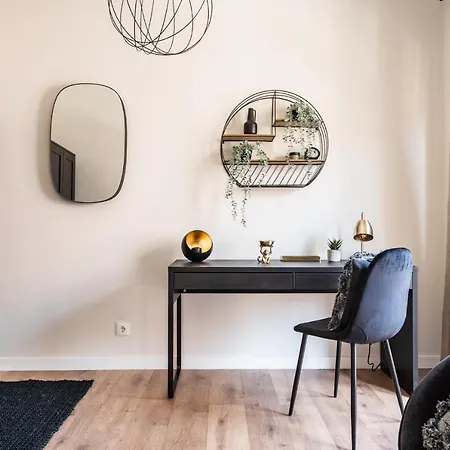 Apartment Akicity Santos Shine *